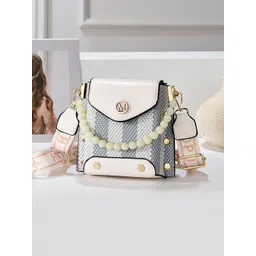 Diva Dale Geometric Printed PU Sling Bag-picture-26