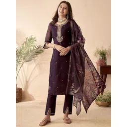 DIVASTRI Floral Embroidered Sequinned Pure Cotton Straight Kurta With Trousers & Dupatta-picture-20