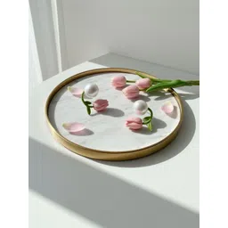 DIVASTRI Floral Studs Earrings image 2