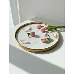 DIVASTRI Floral Studs Earrings image 1