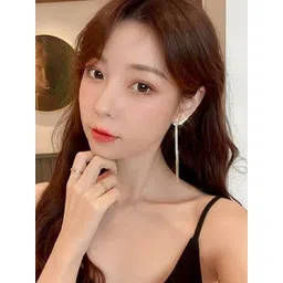 DIVASTRI Geometric Drop Earrings image 4