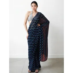 DIVASTRI Striped Poly Georgette Saree-picture-17