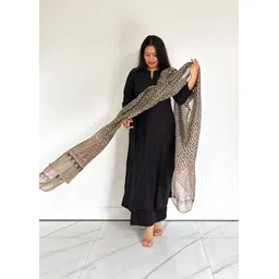 divastri Women Cotton Rayon Kurta Palazzo Dupatta Set-picture-19