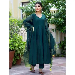 divastri Women Cotton Rayon Kurta Pant Dupatta Set-picture-10