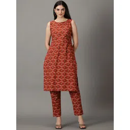 DIVINATION Floral Printed Pure Cotton Kurta With Trousers-picture-42
