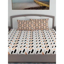 Divine Casa White & Black Geometric 120 TC King Bedsheet with 2 Pillow Covers-picture-32