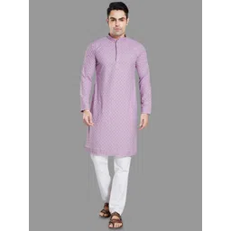 DIVISIVE Men Floral Embroidered Regular Kurta with Pyjamas-picture-20
