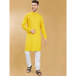DIVISIVE Men Thread Work Kurta-picture-40