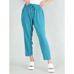 Dlanxa Women Easy Wash Pleated Cropped Linen Trousers-picture-35