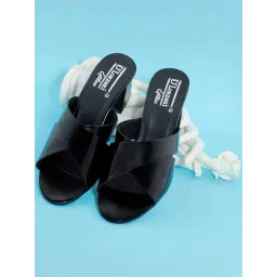 D'LORZERI Women's Black Cross Strap Sandals-picture-42