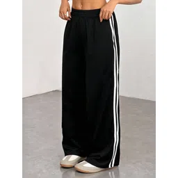 dockstreet Women Solid White Track Pants-picture-10