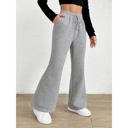 dockstreet Women Solid Grey Track Pants image 3