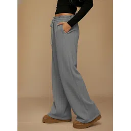 dockstreet Women Solid Grey Track Pants image 2