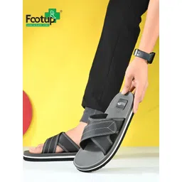 doctor health super soft FOOTUP Men Black EVA Slip-On-picture-19