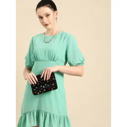 DODO & MOA Sea Green Dress with Flared Hem-picture-28