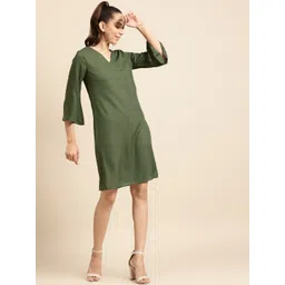 DODO & MOA Women Green Solid V-neck Fit & Flare Dress-picture-12