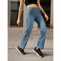 DOLCE CRUDO Tori Lullaby Women Light Fade Bootcut Stretchable Jeans-picture-26