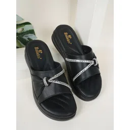 Dollphin Women One Toe Flats-picture-25