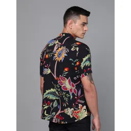 DON VINO Men Cuban Collar Floral Printed Slim Fit Casual Shirt image 4