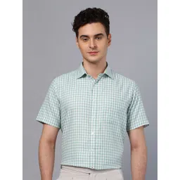 DON VINO Men Cuban Collar Gingham Checked Slim Fit Casual Shirt-picture-13