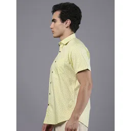 DON VINO Men India Slim Spread Collar Micro Ditsy Printed Cotton Slim Fit Casual Shirt image 4