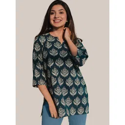 Dream Beauty Fashion Kiwi-Blue Floral Printed Longline Top-picture-28