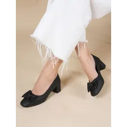 DressBerry Black Block Pumps with Bows-picture-42