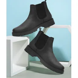 Dressberry Black Women Faux Leather Chelsea Casual Boots Boots For Women-picture-11