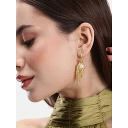 DressBerry Contemporary Drop Earrings-picture-19