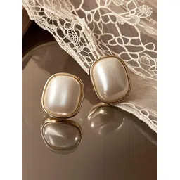 DressBerry Gold-Plated Pearls Studded Teardrop Shaped Korean Studs-picture-20