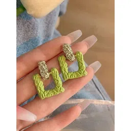 DressBerry Koreanearringmodel76 Gold-Plated Square Shaped Studs-picture-30