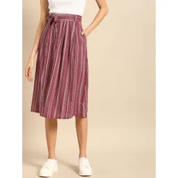 DressBerry Maroon & White Printed Flared Skirt-picture-18