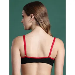 DressBerry Medium Coverage Bra image 3