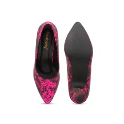 DressBerry Pink & Black Printed Party Kitten Pumps image 5