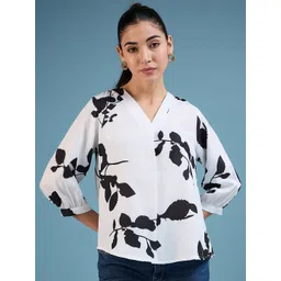 DressBerry V-Neck Printed Top-picture-22
