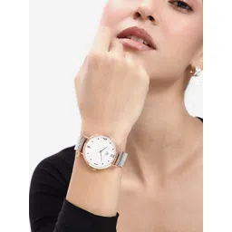 DressBerry Women Bracelet Style Straps Analogue Watch UT-A8631-WHT-DB-picture-26