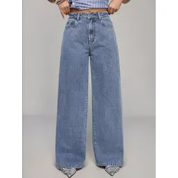 DressBerry Women Comfort Straight Fit High-Rise Light Fade Acid Wash Stretchable Jeans-picture-10