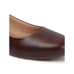 DressBerry Women Leather Mojaris Flats image 3