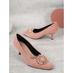 DressBerry Women Party Western - Embellished Kitten Heels Pumps-picture-13