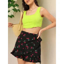 DressBerry Y2K Party Dip Hem Crop Top-picture-19