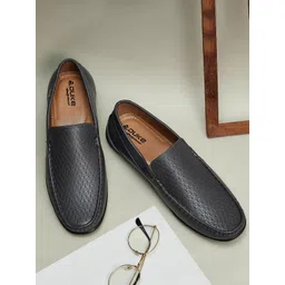 Duke Men Textured Padded Insole Penny Loafers-picture-26