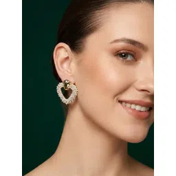 DURATI Heart Shaped Studs Earrings-picture-10