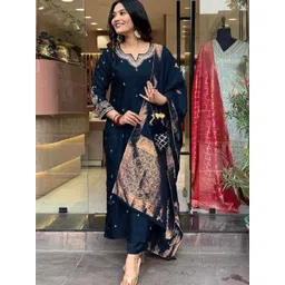 DWIJA FASHION Women Ethnic Motifs Embroidered Kurta with Trousers & Dupatta-picture-10