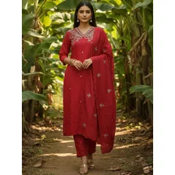 DWIJA FASHION Women Floral Embroidered Regular Thread Work Kurta with Patiala & With Dupatta-picture-19