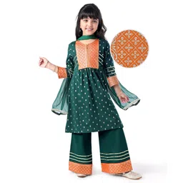 EARTHY TOUCH Single Jersey KnitThree Fourth Sleeves Kurta Palazzo Set With Foral Foil Print & Dupatta - Dark Green-image-42