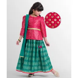 EARTHY TOUCH Viscose Woven 3/4th Sleeve Sequined Choli Lehenga Set with Dupatta & Kamarbandh - Red & Green-image-16