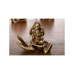 eCraftIndia Brass Antique Finish Lord Ganesha On Palm-picture-36