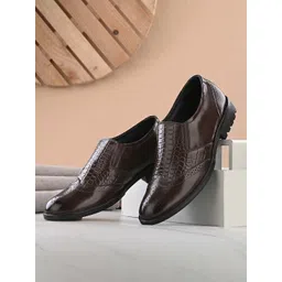 Eego Italy Men Textured Genuine Leather Slip On Brogues-picture-34