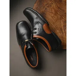 Egoss Men Round Toe Leather Lightweight Slip-On Sneakers-picture-18