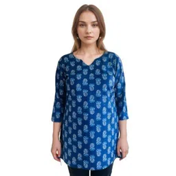 Elaasa Floral Printed Notch Neck Kurta-picture-27